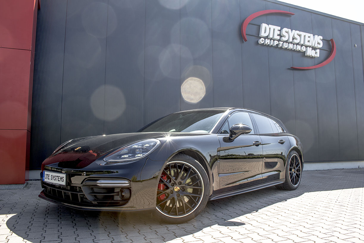 Porsche Panamera 4.0 GTS, 460PS/338kW